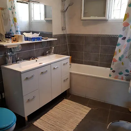 Charmante Maison Avec Jardin A
